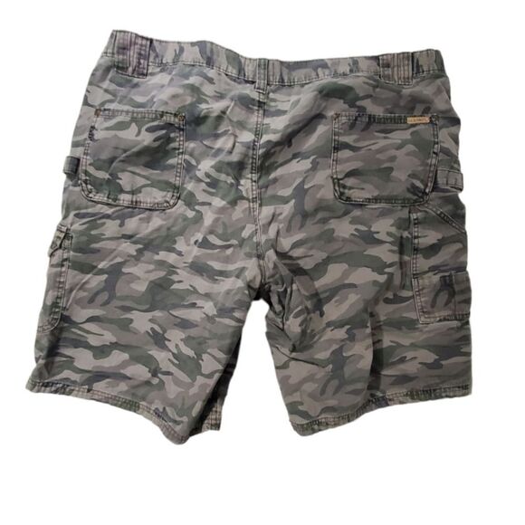 Schmidt Workwear Cargo Camo Shorts Men's Size 42 Pockets Outdoors - Picture 4 of 6